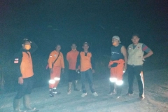 Kepala Pelaksana BPBD.Prov Kaltara Bersama Jajaran Staf dan Satgas BPBD Memantau Lokasi Kebakaran di Daerah Tanah Kuning.